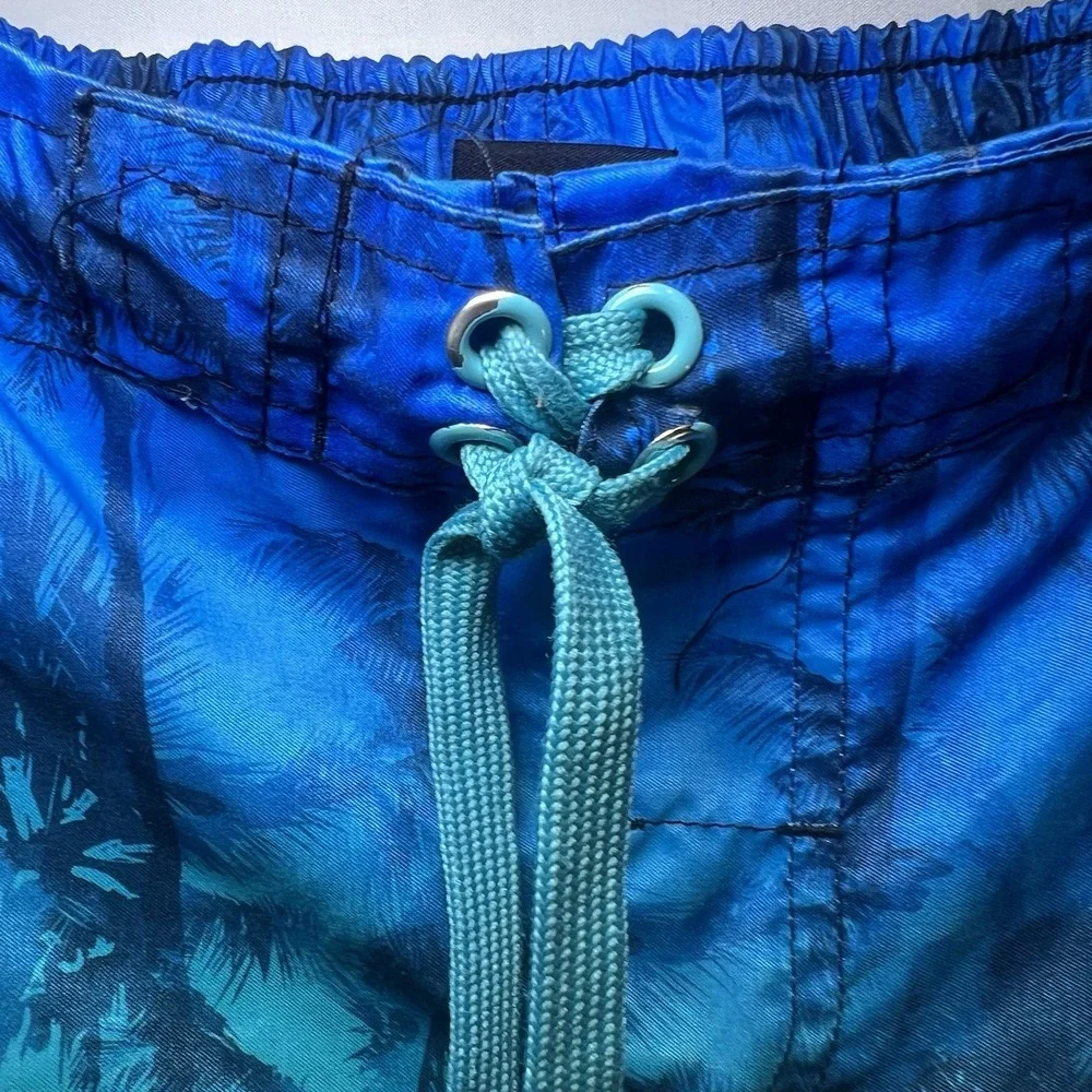Distortion Blue and Green Swim Shorts Trunks with Tropical Design M‎ 10/12